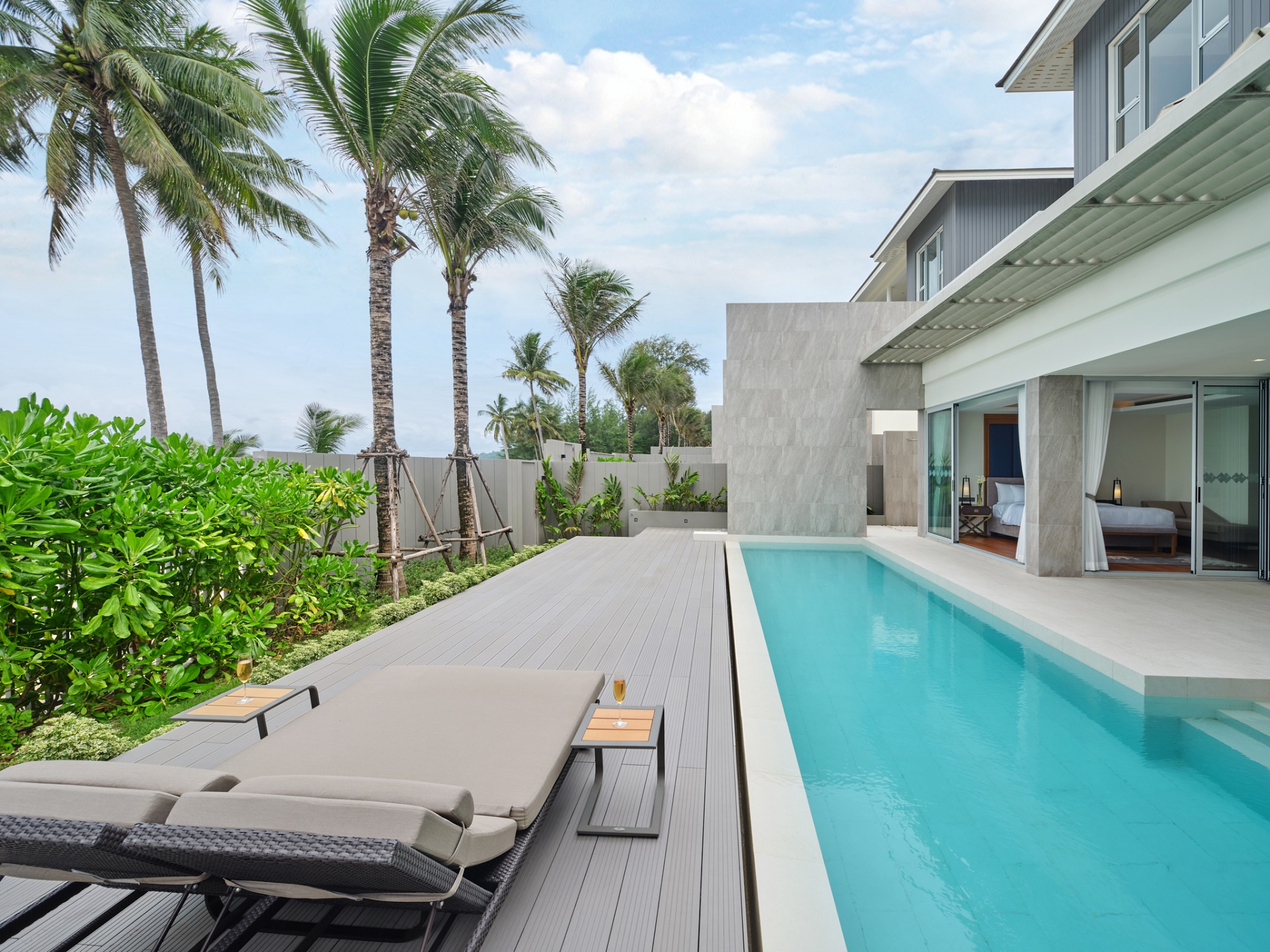 Three-Bedroom Pool Suite Beachfront